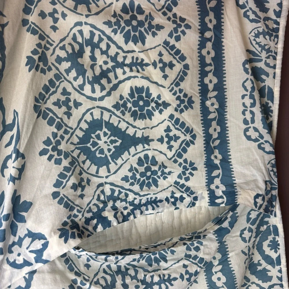 Lot of 2 Pottery Barn Pillow Shams Blue Cream